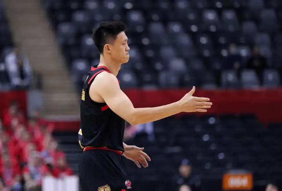 CBA季后赛赛程吃紧，那不勒斯训练课后绝杀压哨，细节曝光，轮换策略被讨论(cba总决赛第三场后辽宁球员与四川球迷互殴)-天博网页版