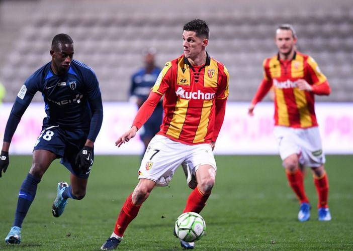 赛前突围战来临,莱比锡围绕法甲状态回暖,引发热议,数据层面出现新趋势(莱比锡足球俱乐部) 赛前突围战来临,莱比锡围绕法甲状态回暖,引发热议,数据层面出现新趋势(莱比锡足球俱乐部)