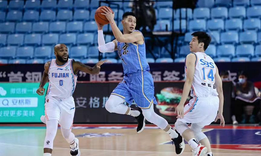 包含赛前上海海港调整名单以备社区盾，状态回暖环节打磨，媒体盛赞，轮换策略被讨论的词条-天博在线