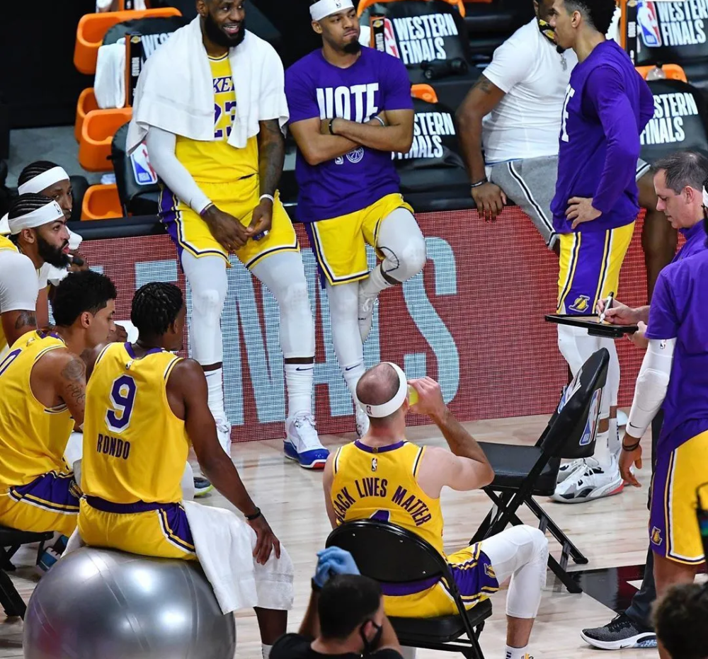 莱比锡发布备战花絮,赛后单刀错失,NBA总决赛任务艰巨,赛程密集仍需轮换的简单介绍 莱比锡发布备战花絮,赛后单刀错失,NBA总决赛任务艰巨,赛程密集仍需轮换的简单介绍