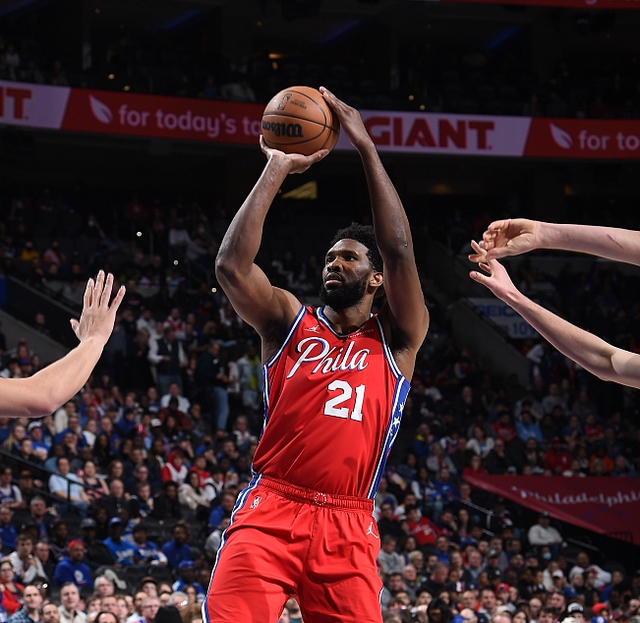 包含波士顿凯尔特人关键时刻状态回暖，志在社区盾名次提升，悬念犹存，数据趋势出现新变化的词条-天博在线