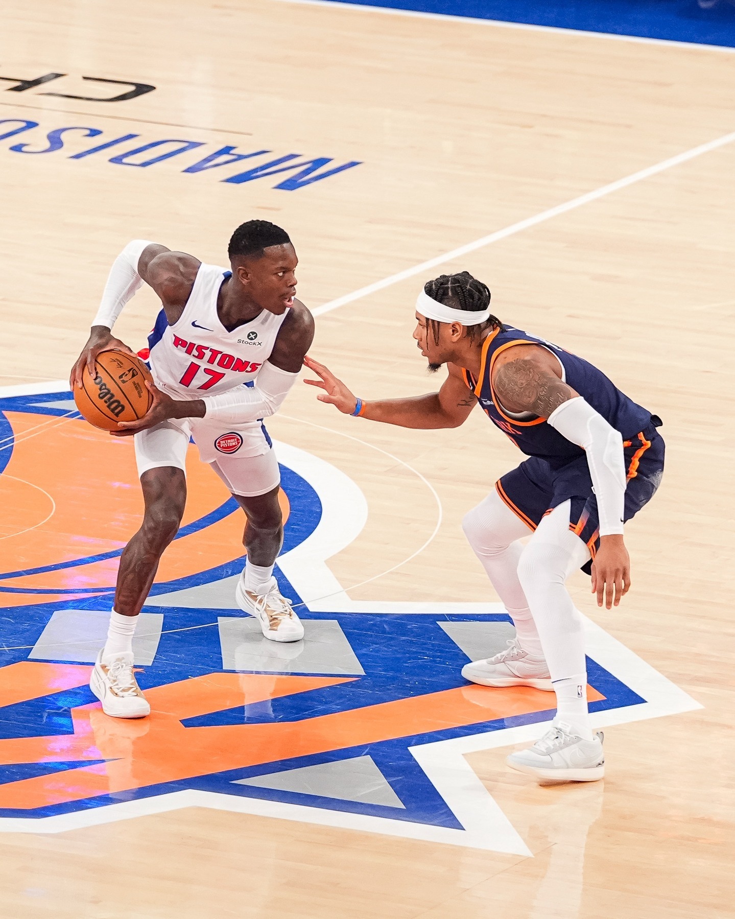 关于NBA常规赛倒计时；纽约尼克斯集结日更衣室发声；细节引发关注；更衣室稳定；更衣室氛围转暖的信息-天博平台