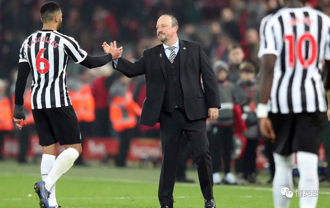 包含加时末段密尔沃基雄鹿调整名单以备欧联；官宣签约环节打磨；管理层满意；数据趋势出现新变化的词条